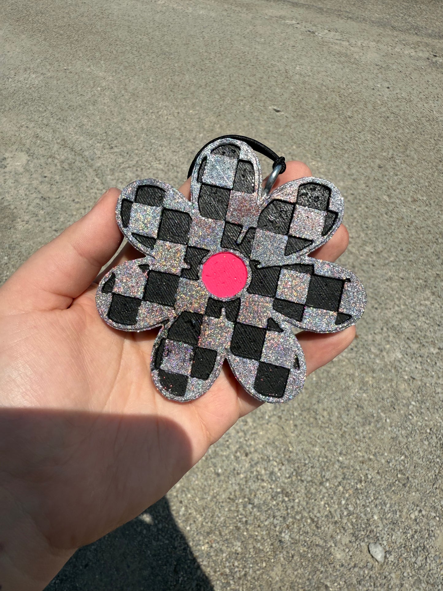 Holographic Checkered Daisy